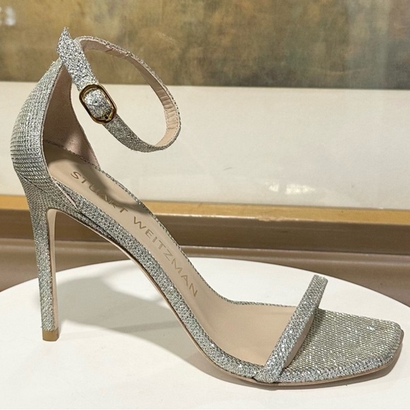 Stuart Weitzman Nudistcurve Fine Glitter Open Toe Sandals - NIB - SIZE 7/8 - Picture 2 of 3